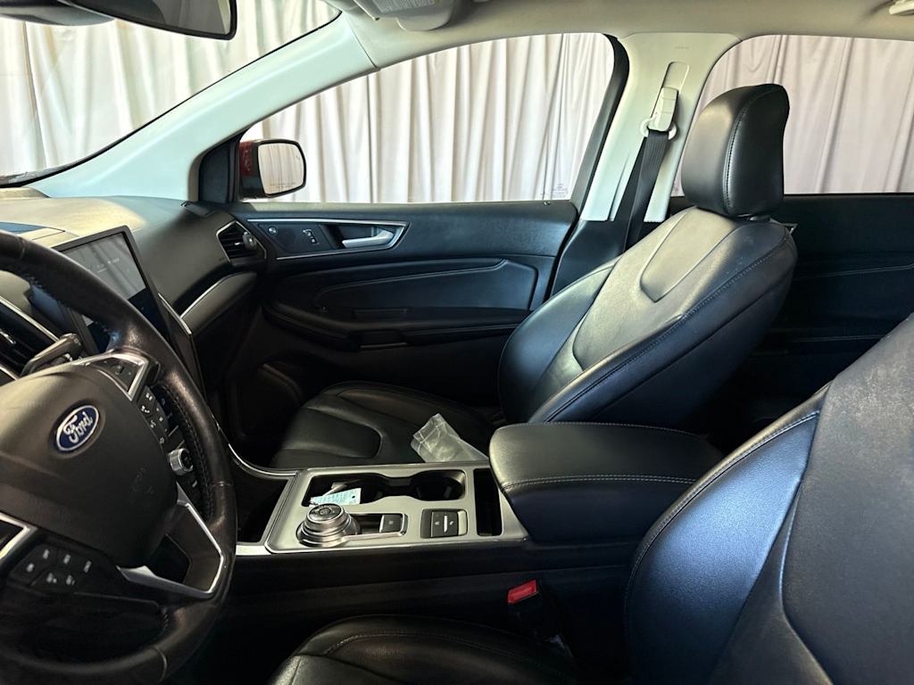 Thumbnail: 2021 Ford Edge - 7