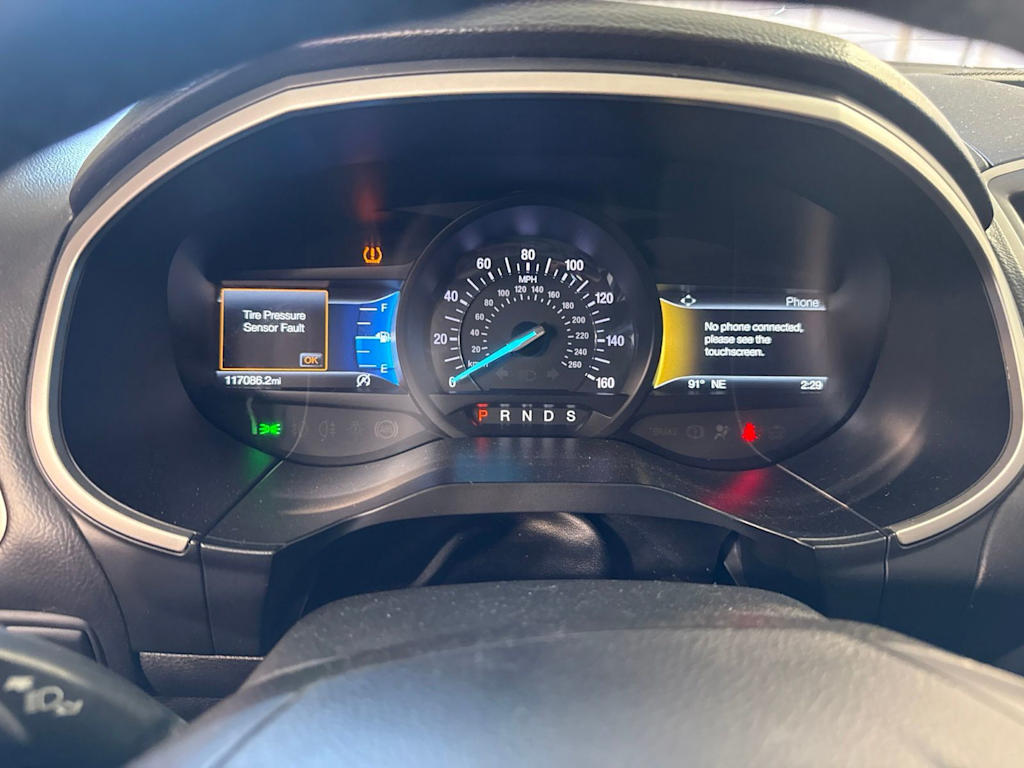 Thumbnail: 2020 Ford Edge - 11