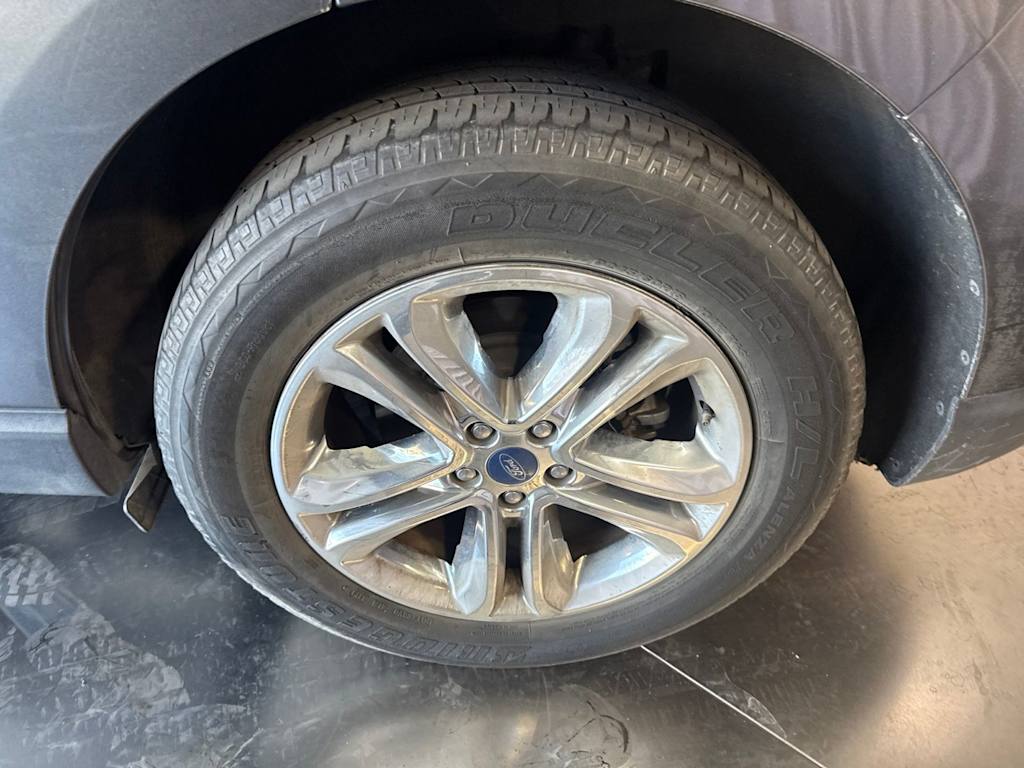 Thumbnail: 2020 Ford Edge - 7