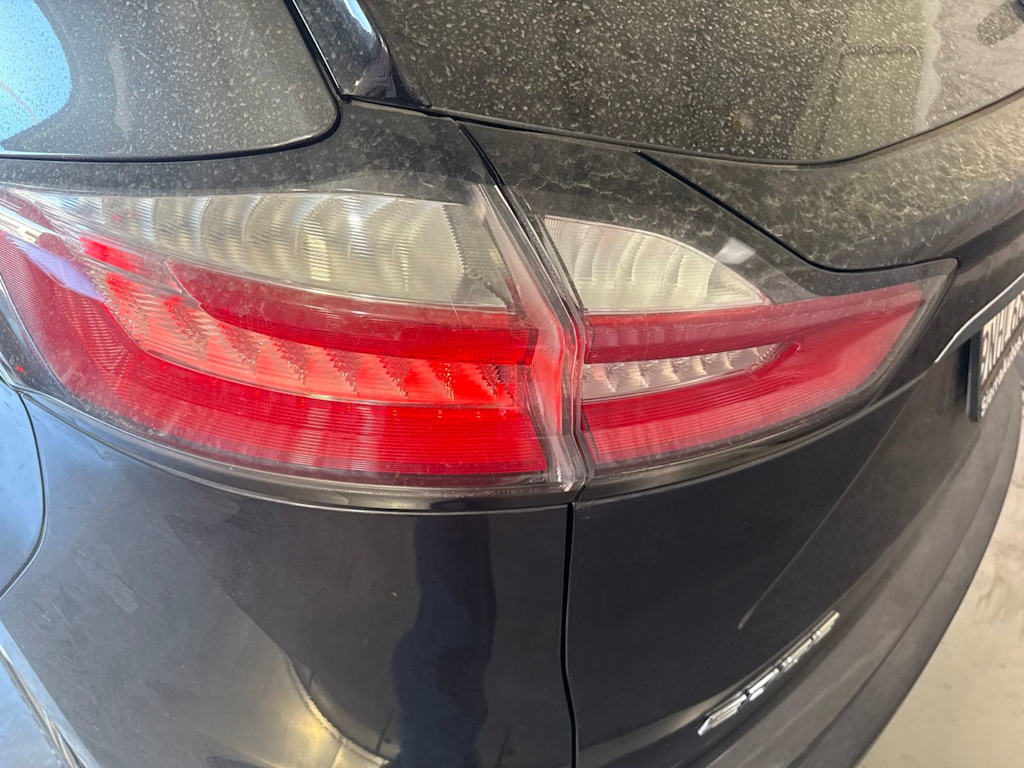 Thumbnail: 2020 Ford Edge - 18