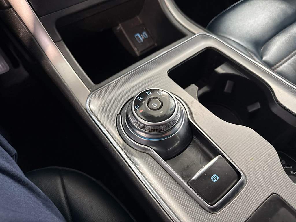 2022 Ford Edge SEL - Photo 12