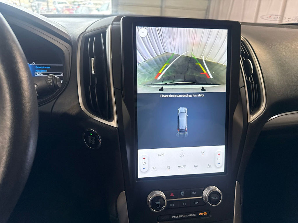 Thumbnail: 2022 Ford Edge - 30