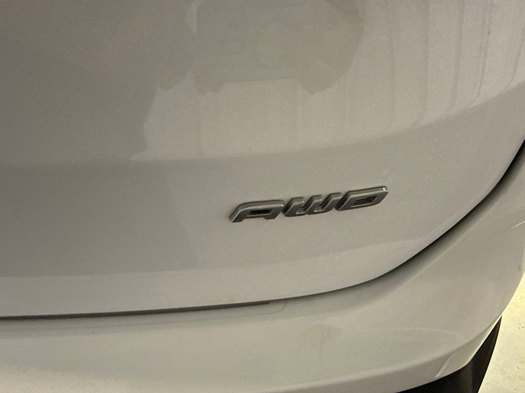 Thumbnail: 2022 Ford Edge - 21