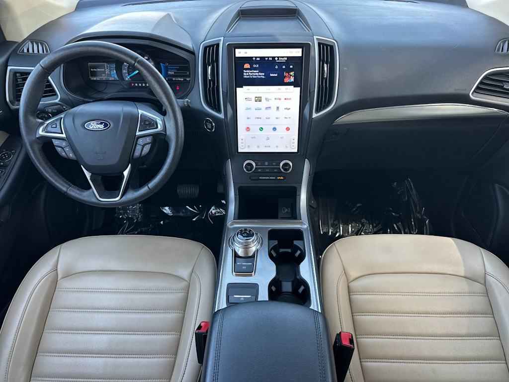 Thumbnail: 2022 Ford Edge - 2
