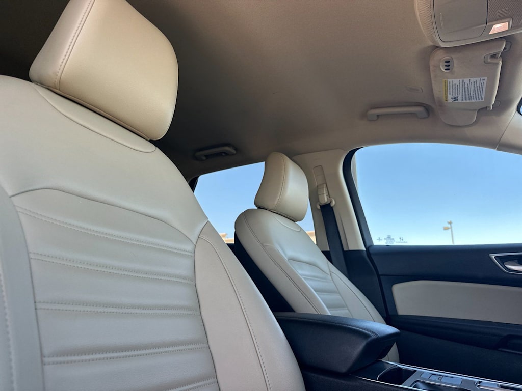 Thumbnail: 2022 Ford Edge - 11