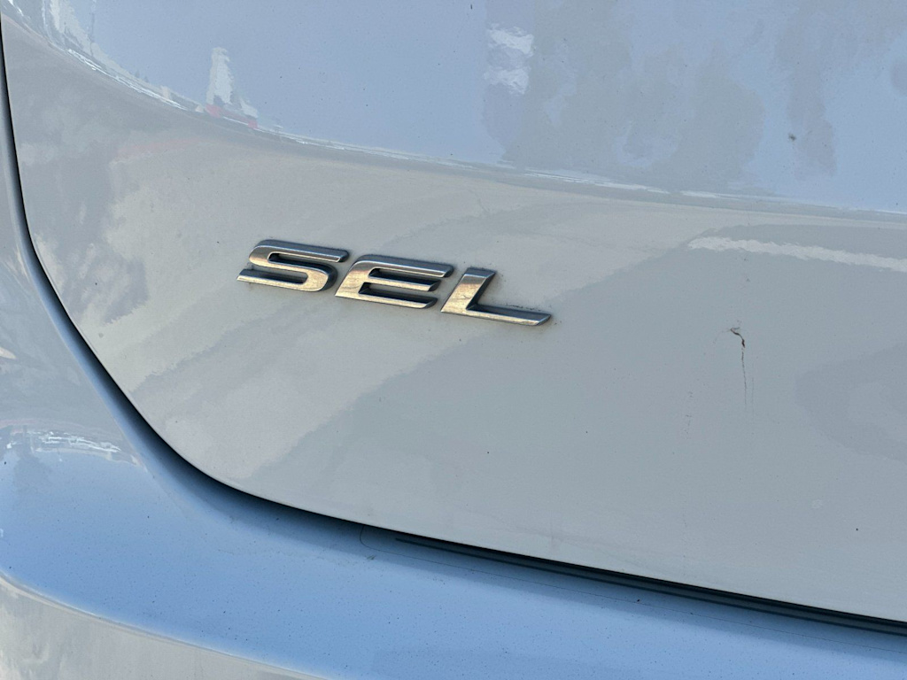 Thumbnail: 2022 Ford Edge - 7
