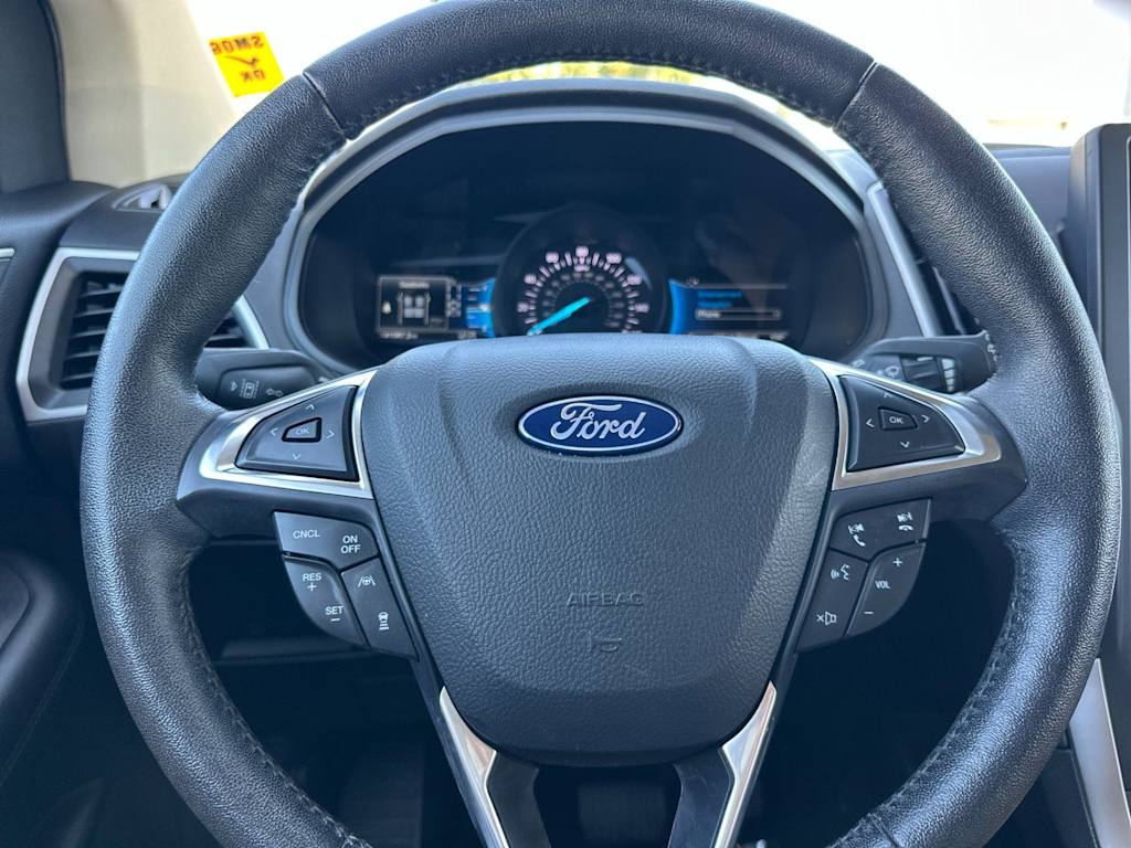 Thumbnail: 2022 Ford Edge - 29