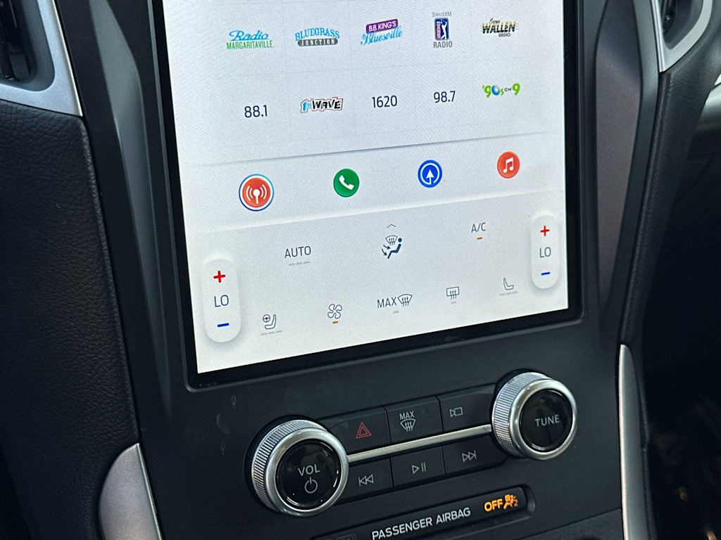Thumbnail: 2022 Ford Edge - 27