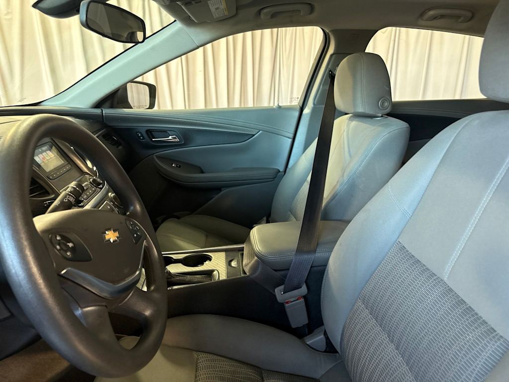 Thumbnail: 2017 Chevrolet Impala - 7