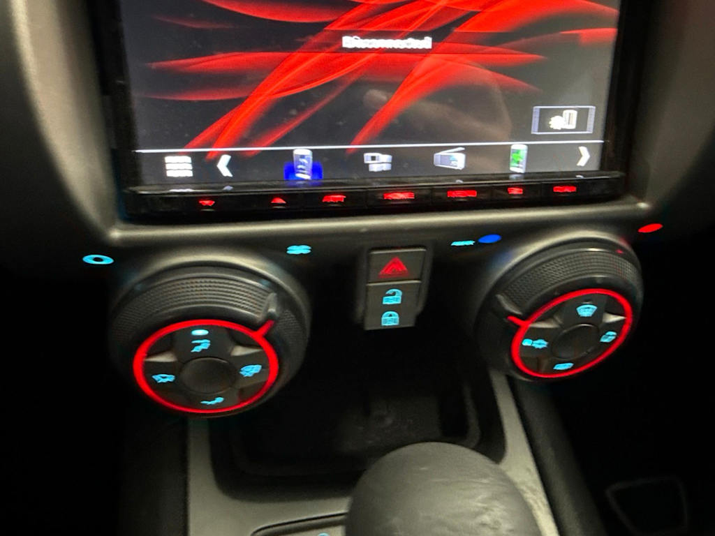 Thumbnail: 2014 Chevrolet Camaro - 27