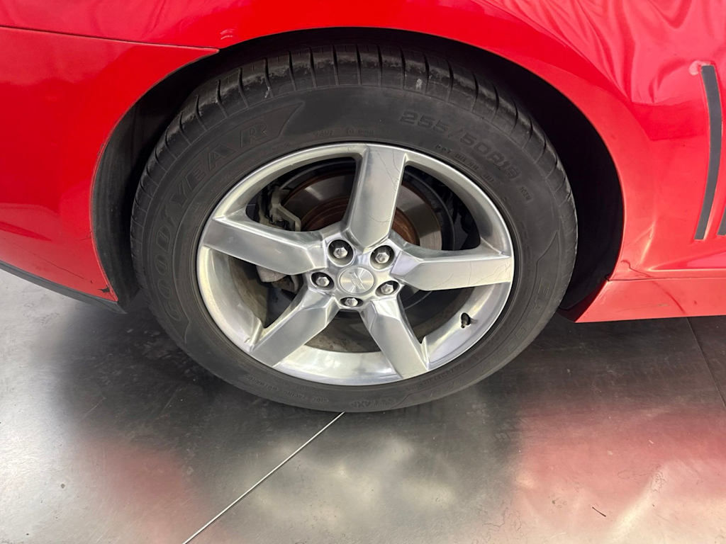 Thumbnail: 2014 Chevrolet Camaro - 16
