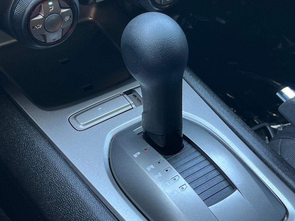 2013 Chevrolet Camaro 2LS - Photo 13
