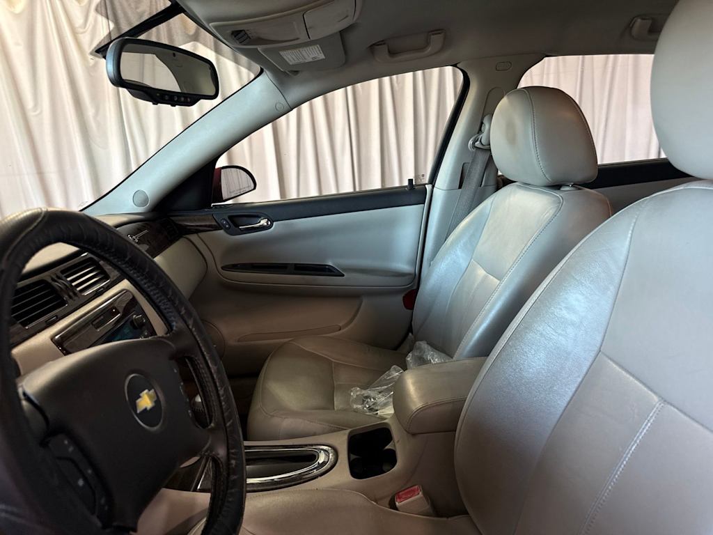 Thumbnail: 2014 Chevrolet Impala - 9