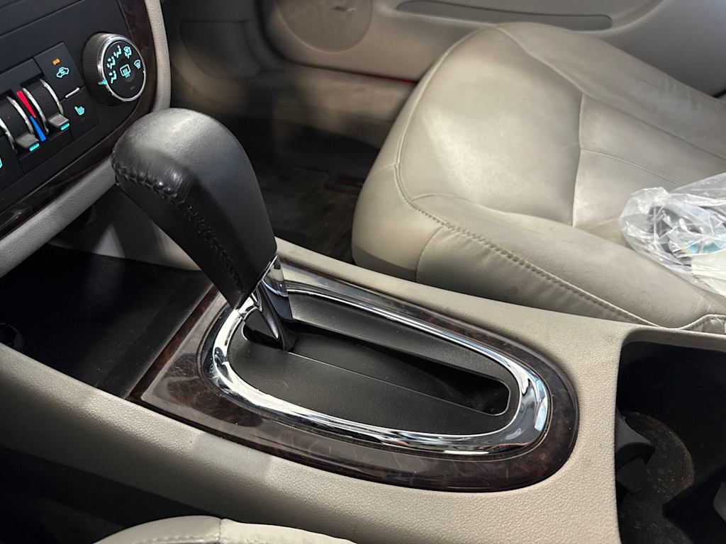 Thumbnail: 2014 Chevrolet Impala - 12