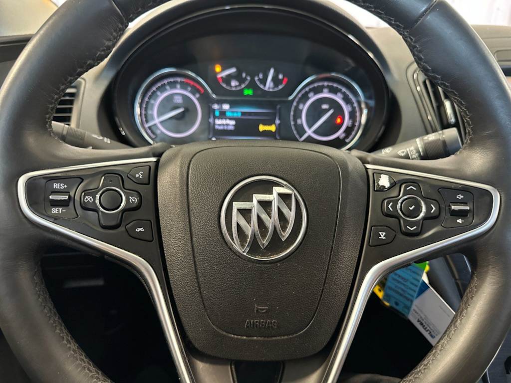 Thumbnail: 2017 Buick Regal - 27