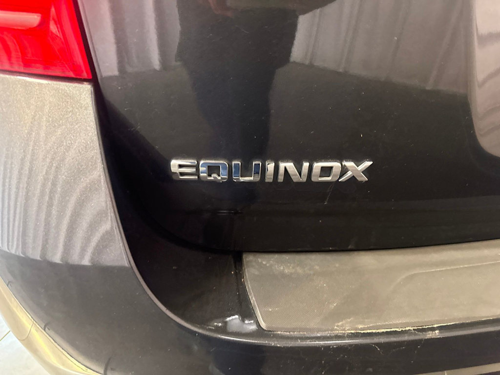 Thumbnail: 2017 Chevrolet Equinox - 6