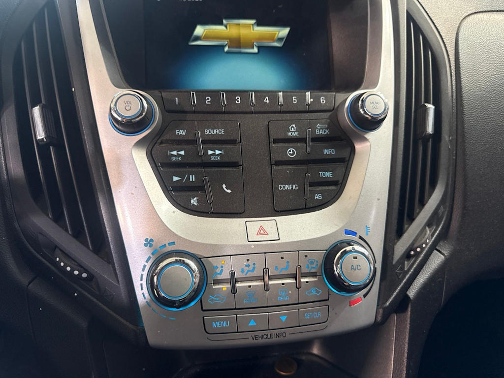 Thumbnail: 2017 Chevrolet Equinox - 28