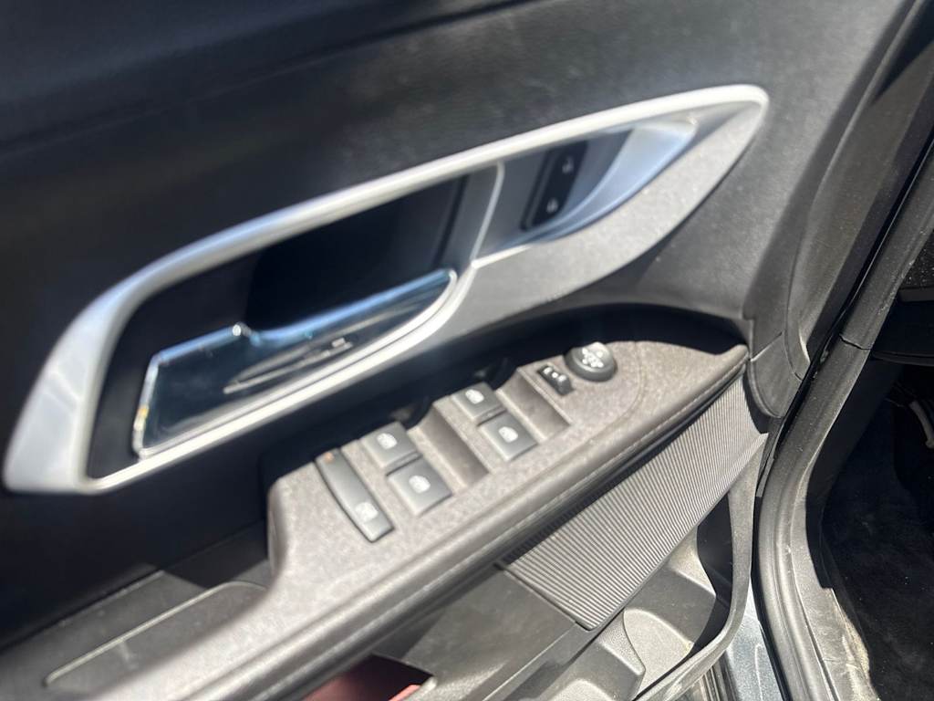 Thumbnail: 2017 Chevrolet Equinox - 22