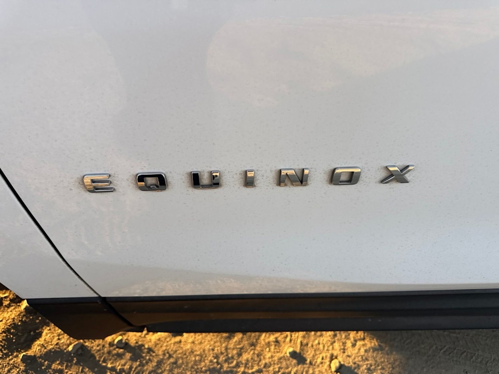 Thumbnail: 2018 Chevrolet Equinox - 6