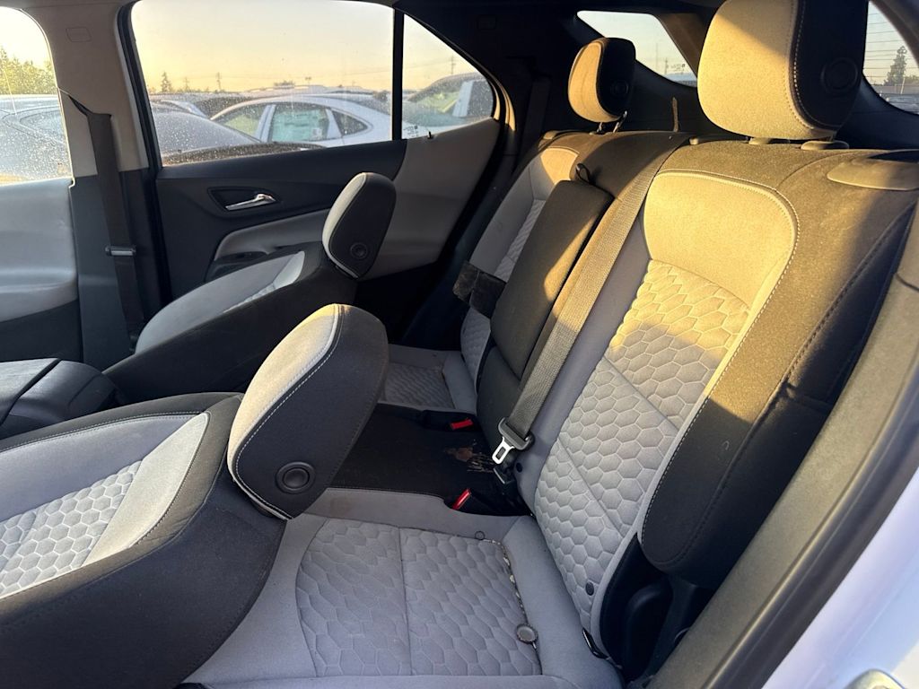 Thumbnail: 2018 Chevrolet Equinox - 9
