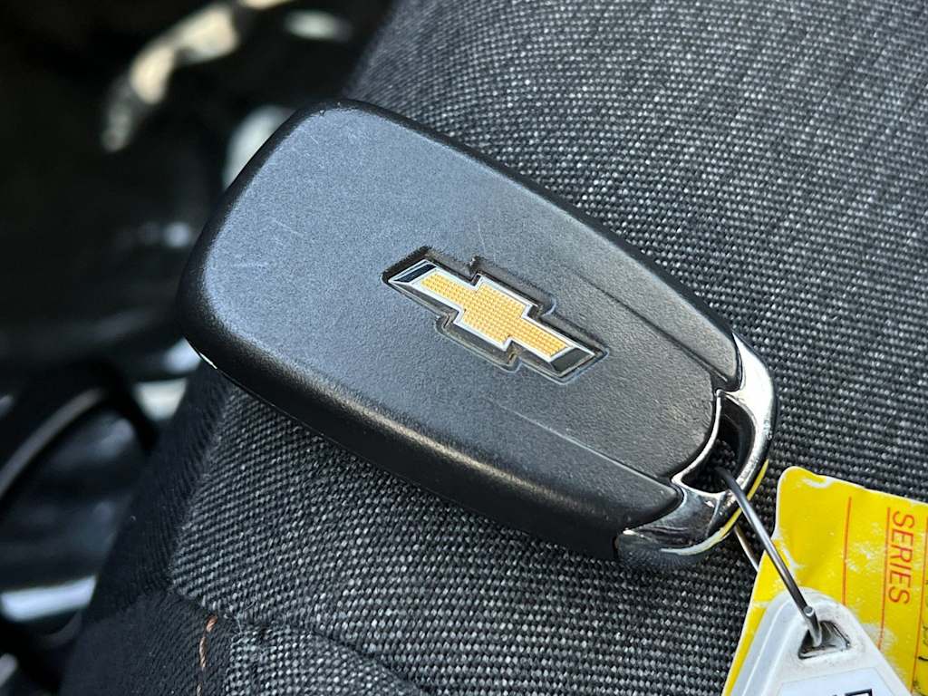 Thumbnail: 2022 Chevrolet Equinox - 18