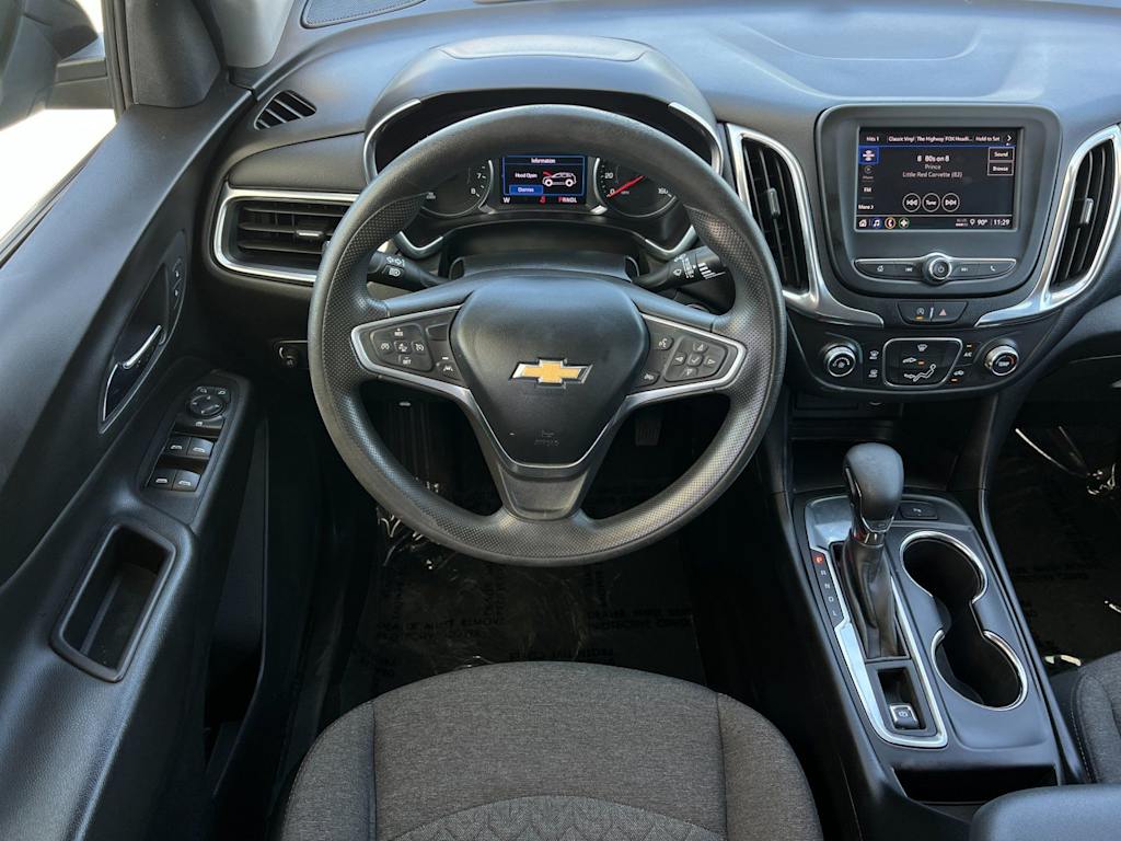 Thumbnail: 2022 Chevrolet Equinox - 12