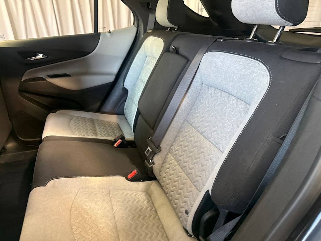 Thumbnail: 2022 Chevrolet Equinox - 9