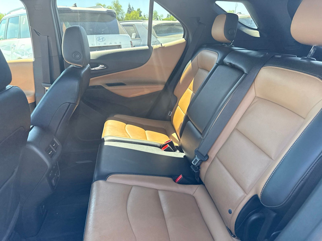 Thumbnail: 2018 Chevrolet Equinox - 10