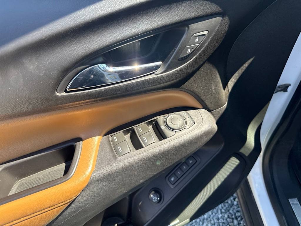Thumbnail: 2018 Chevrolet Equinox - 23