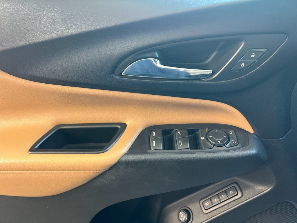 Thumbnail: 2018 Chevrolet Equinox - 22