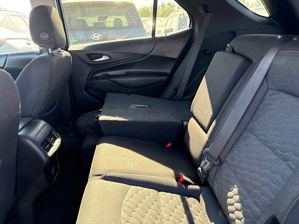 Thumbnail: 2018 Chevrolet Equinox - 10
