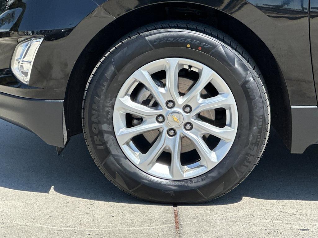 Thumbnail: 2018 Chevrolet Equinox - 8