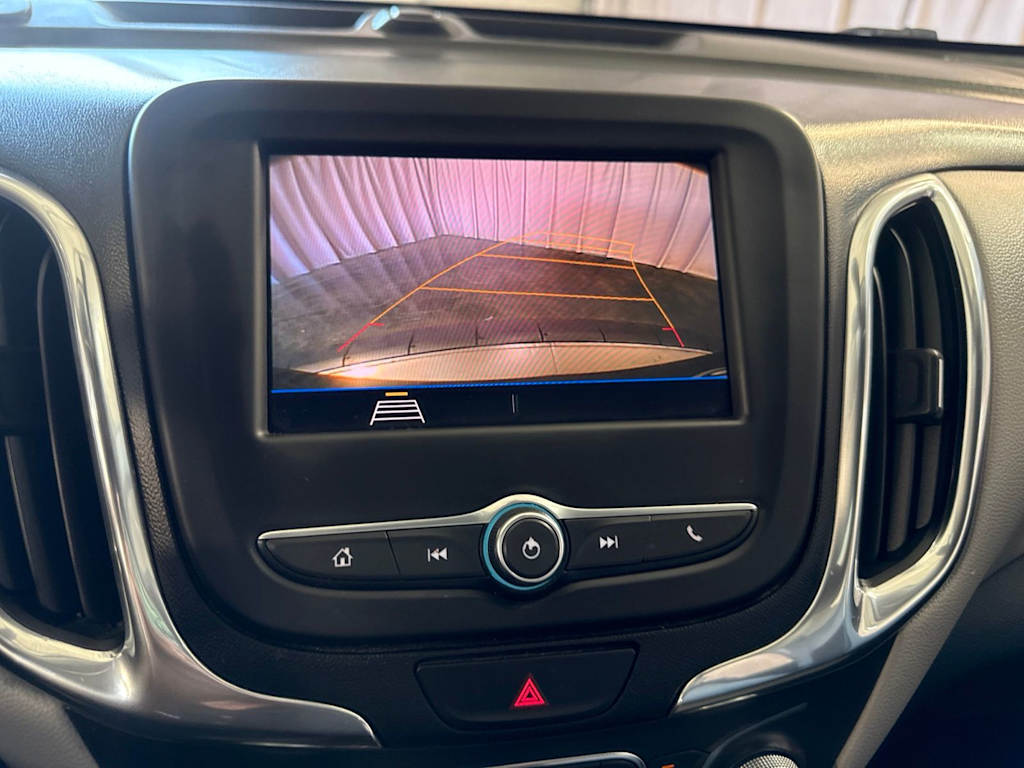 Thumbnail: 2020 Chevrolet Equinox - 31