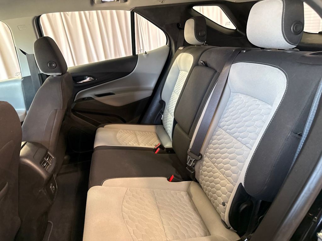 Thumbnail: 2020 Chevrolet Equinox - 10