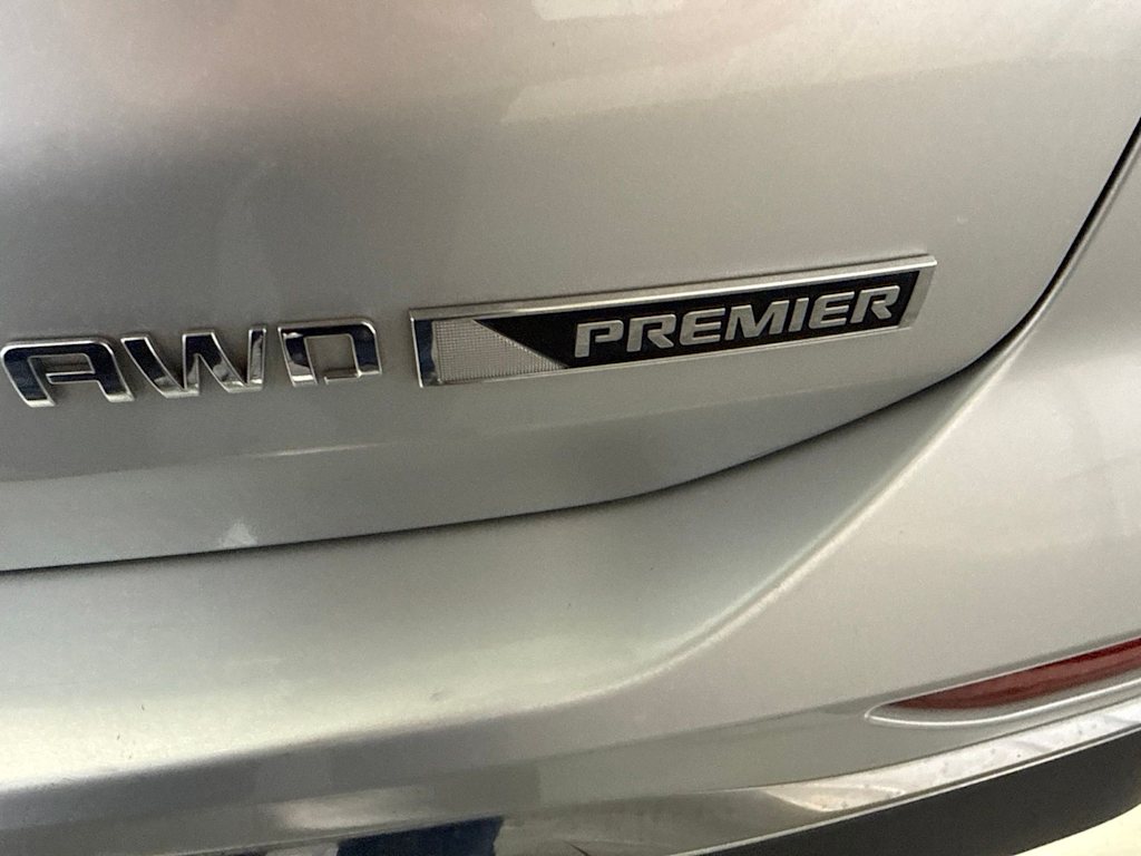 Thumbnail: 2018 Chevrolet Equinox - 21