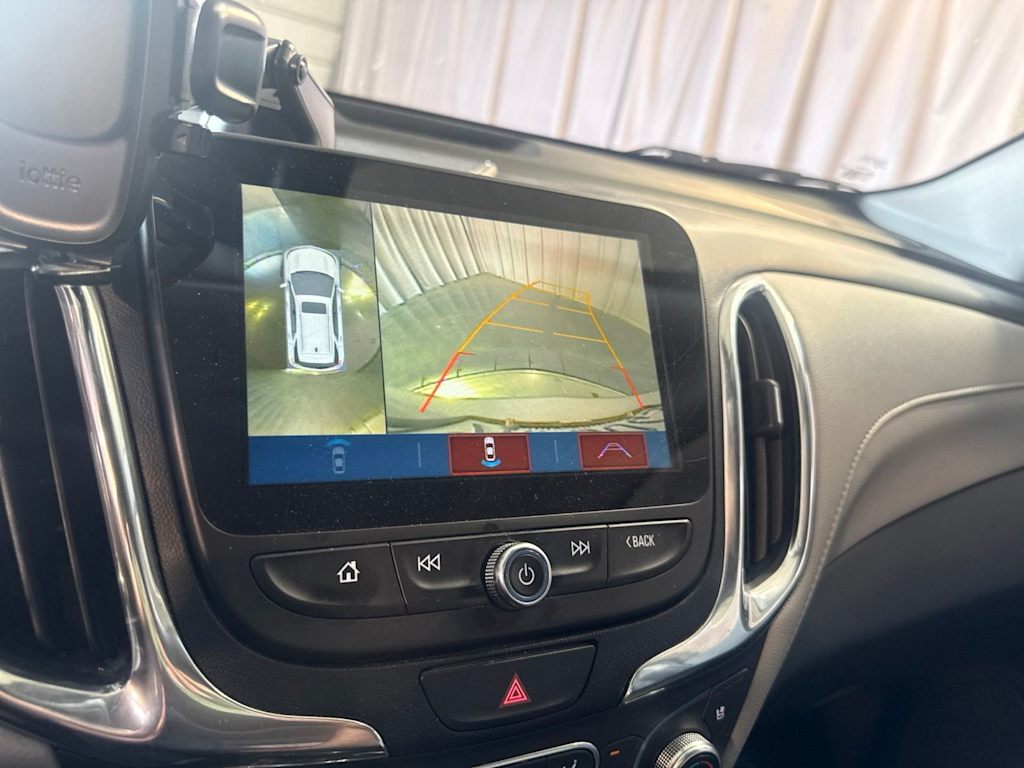 Thumbnail: 2018 Chevrolet Equinox - 31