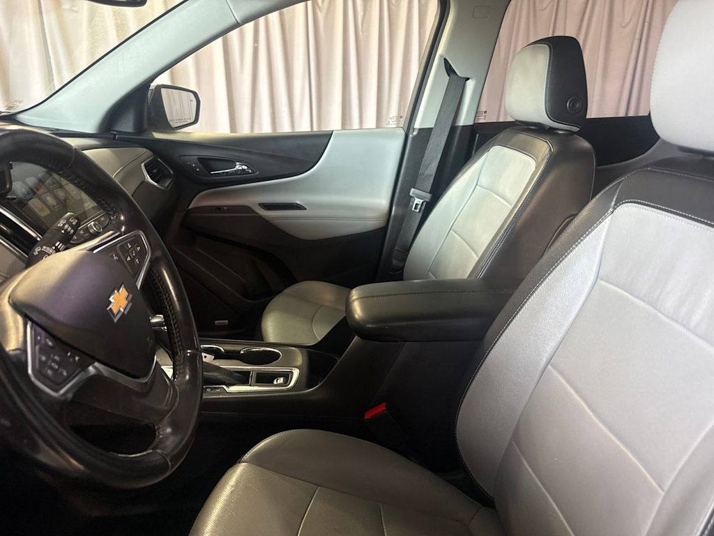 Thumbnail: 2018 Chevrolet Equinox - 9