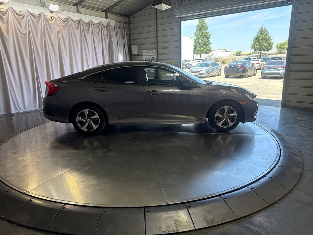 Thumbnail: 2019 Honda Civic - 4