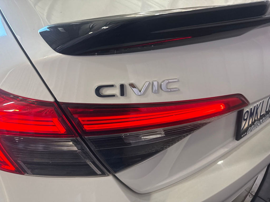 Thumbnail: 2024 Honda Civic - 21