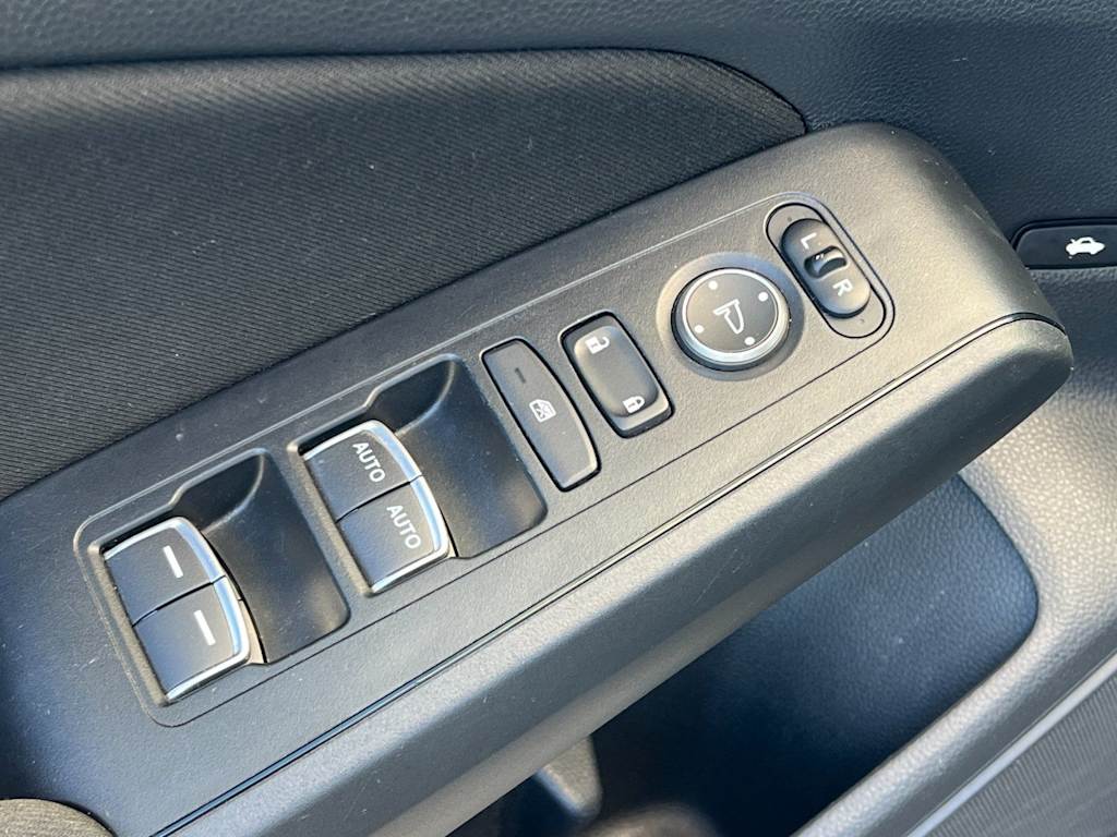 Thumbnail: 2023 Honda Civic - 23