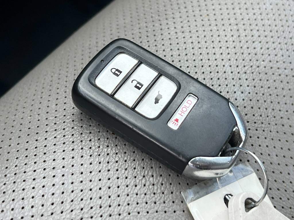 Thumbnail: 2015 Honda CR-V - 17