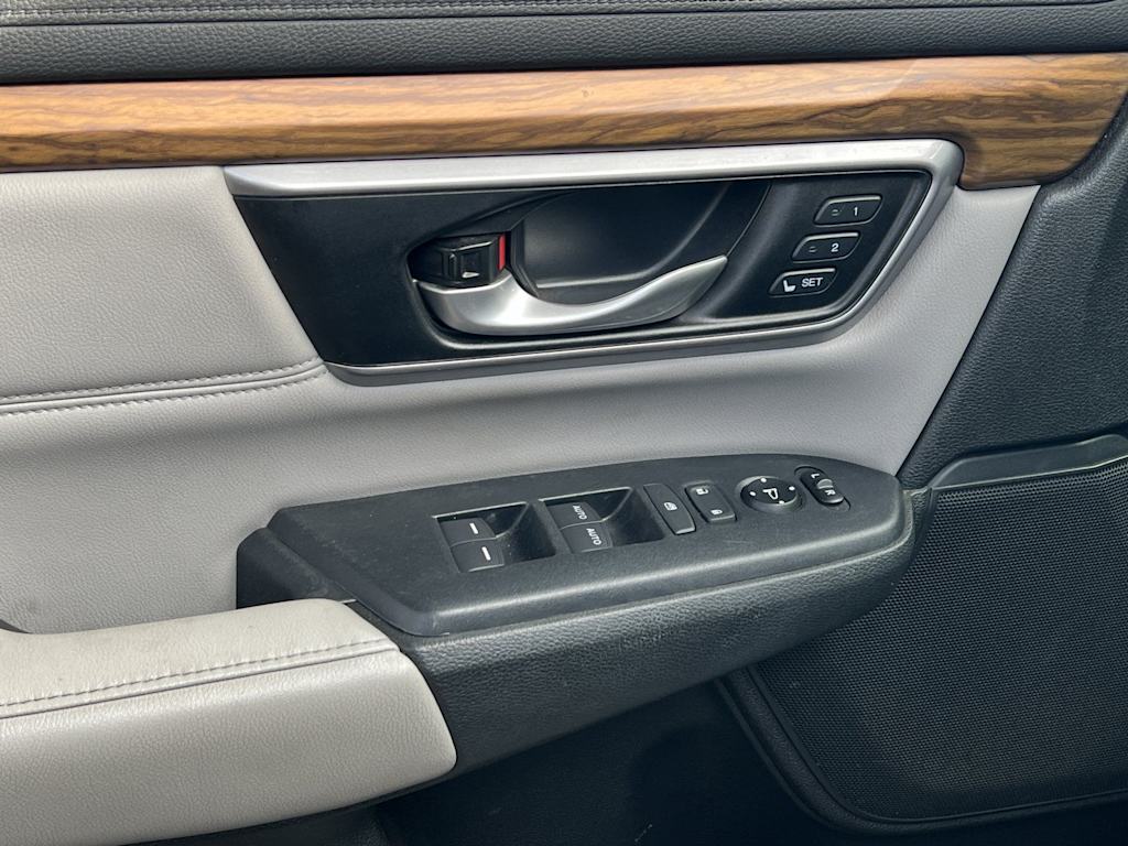 Thumbnail: 2017 Honda CR-V - 22