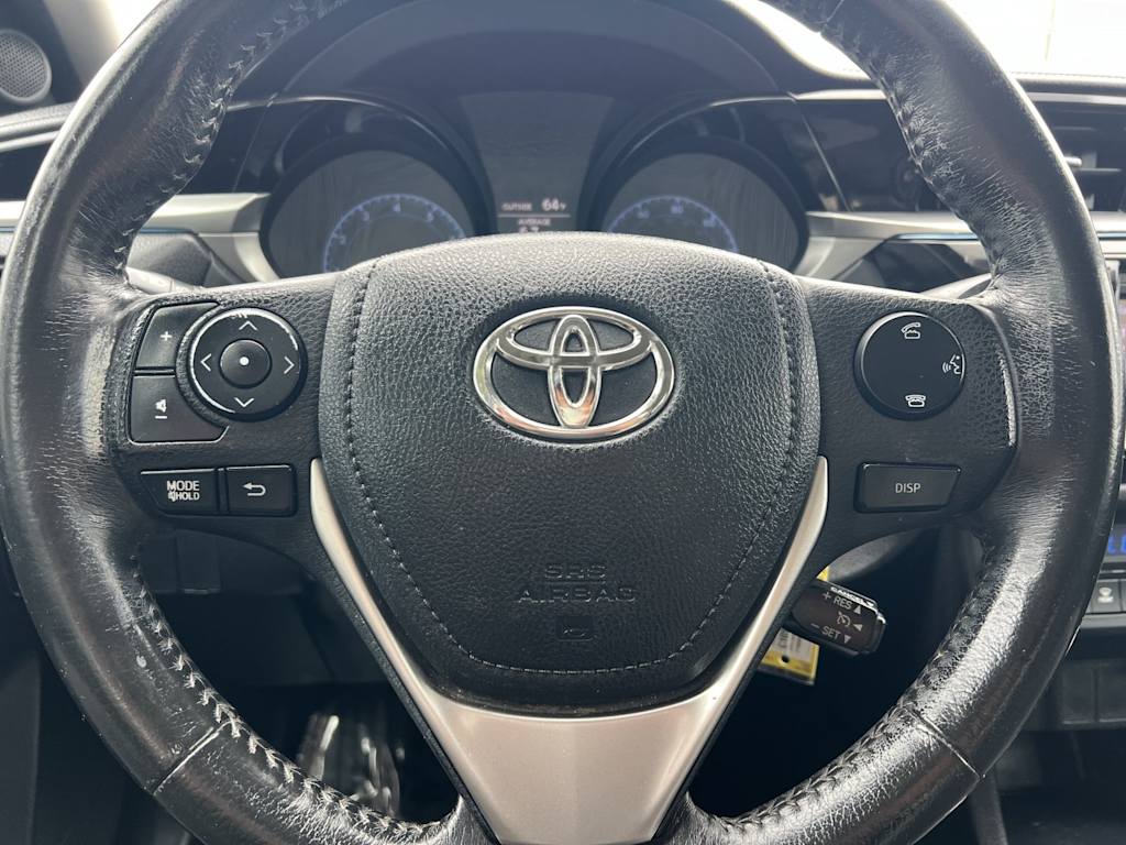 Thumbnail: 2015 Toyota Corolla - 26