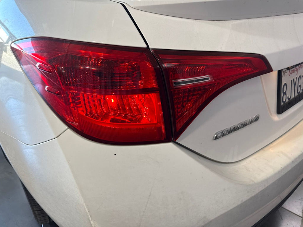 Thumbnail: 2017 Toyota Corolla - 16