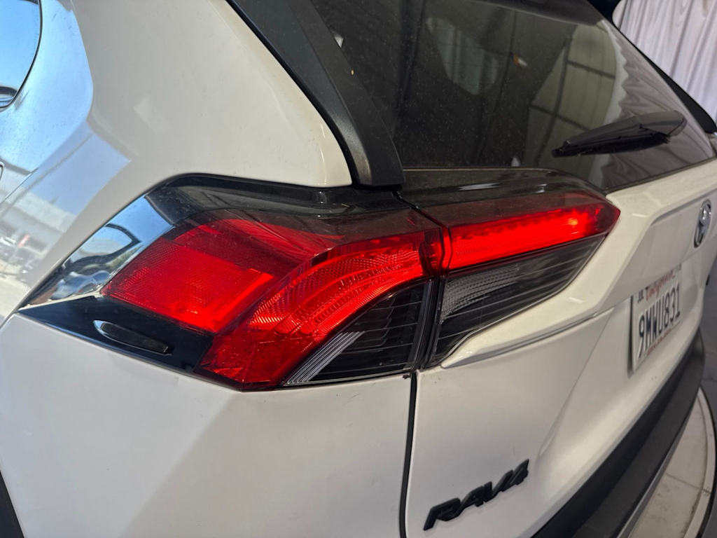 Thumbnail: 2024 Toyota RAV4 - 20