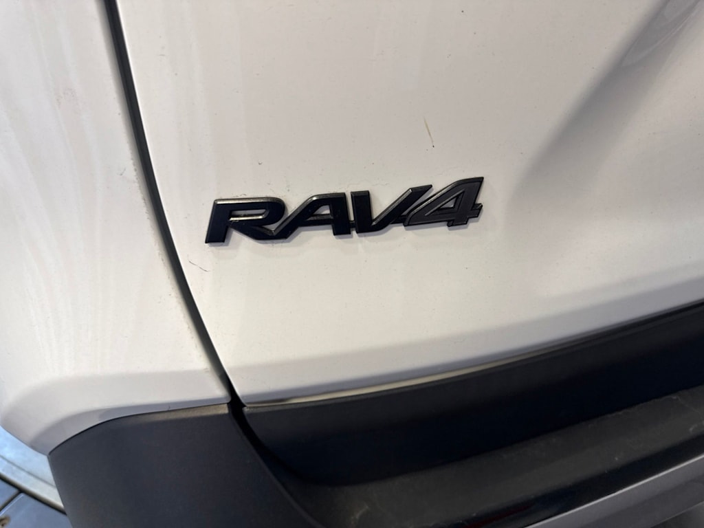 Thumbnail: 2024 Toyota RAV4 - 5