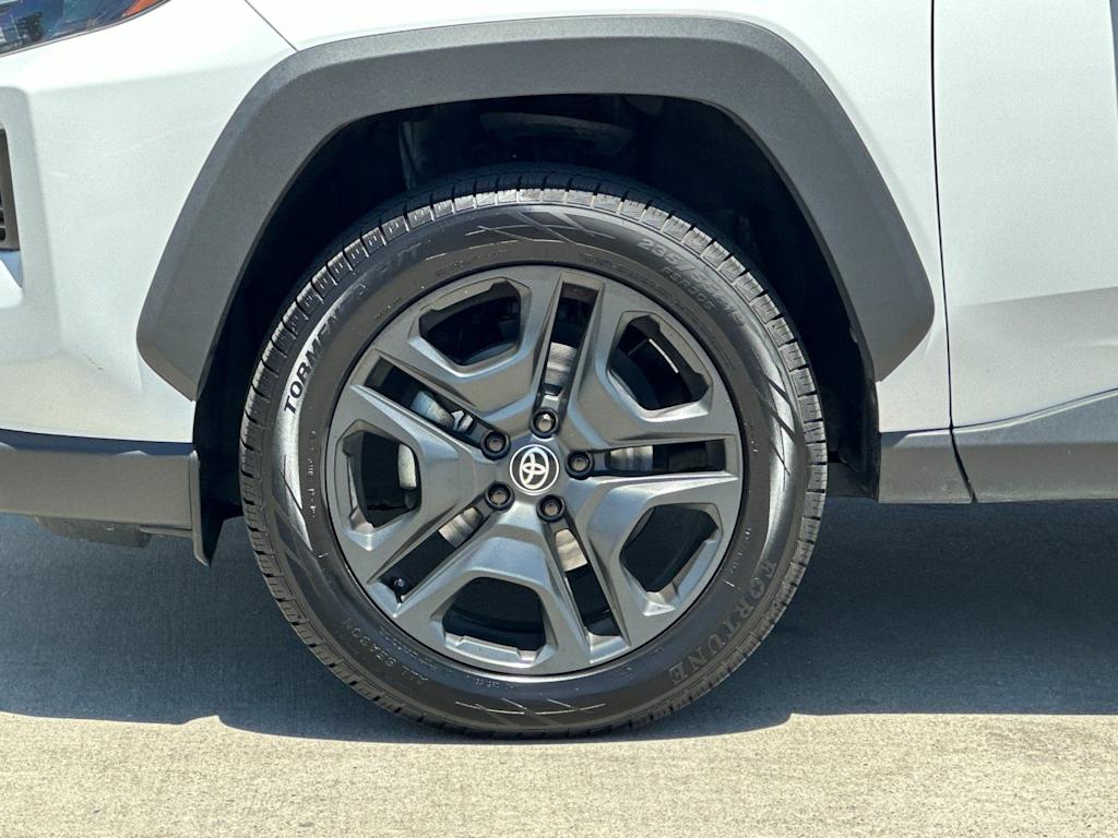 Thumbnail: 2024 Toyota RAV4 - 8