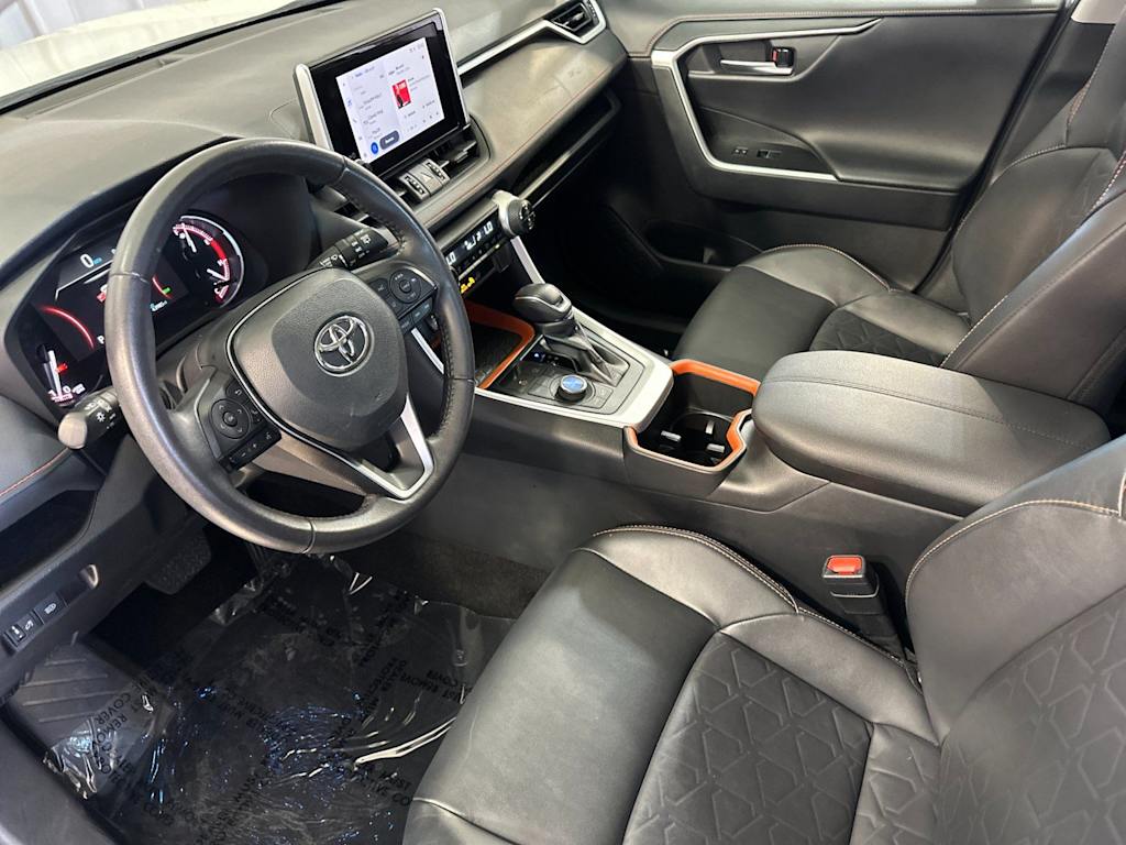 Thumbnail: 2024 Toyota RAV4 - 9