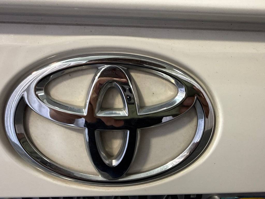 Thumbnail: 2019 Toyota RAV4 - 20