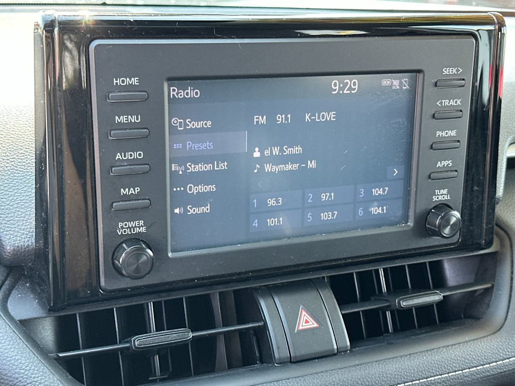 Thumbnail: 2019 Toyota RAV4 - 12
